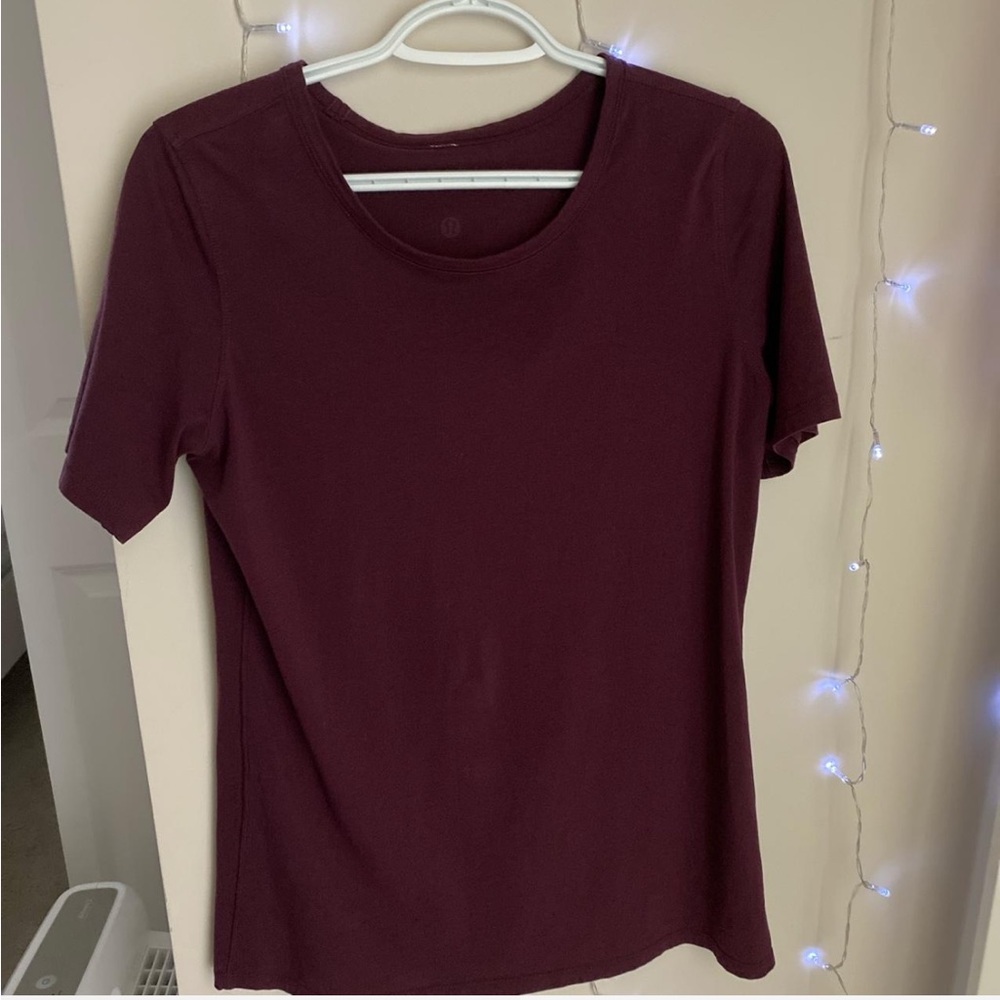 lululemon athletica Deep Burgundy Short Sleeve Tee